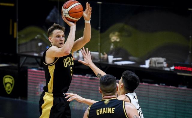 Se une a la legi�n