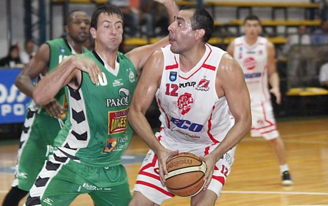 Facundo Mendoza arregl� en Regatas de Concepci�n