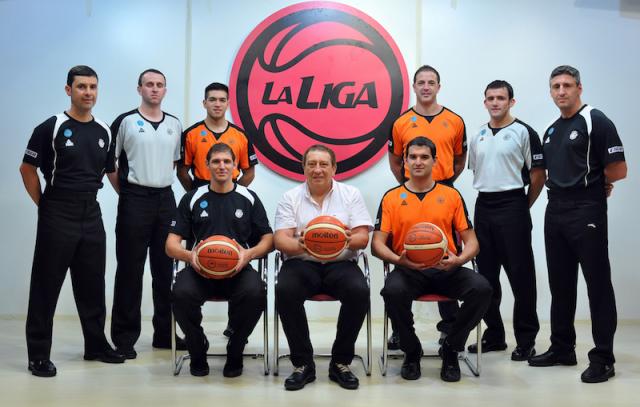 �rbitros: momento clave