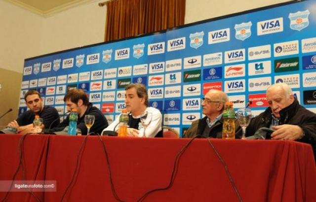 Lamas: �Estoy esperando el alta m�dica de Oberto�