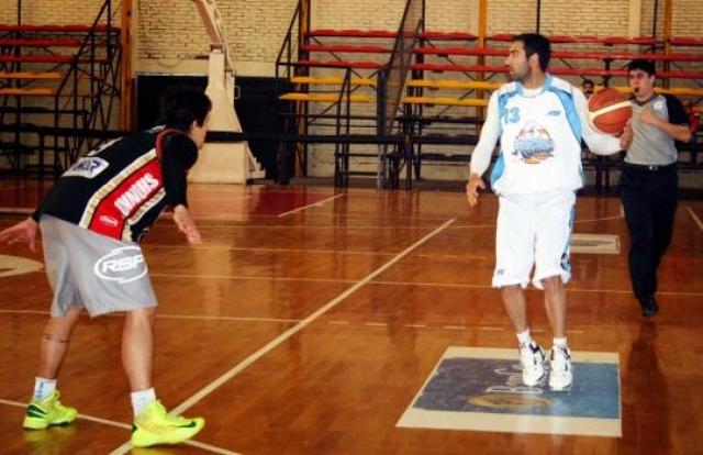 El cl�sico amistoso entre Correntinos se traslada al estadio de los sue�os