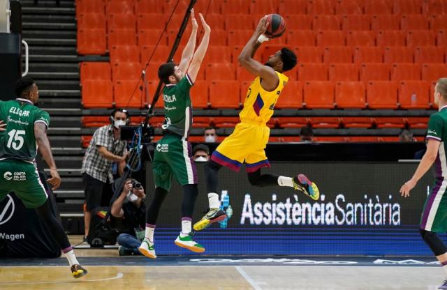 Mostr� su repertorio