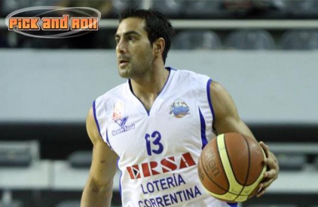 Paolo Quinteros seguir� en Corrientes