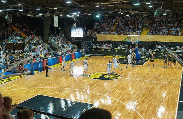 Sudamericana: Las semi se jugar�n en Obras y Mogi das Cruzes