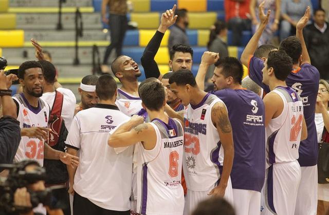 Gan� uno y festejaron dos