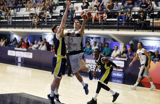 Ol�mpico debut� ganando