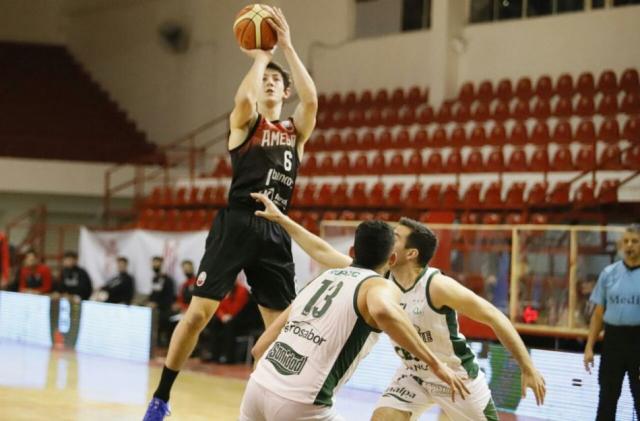 Hola a todos, yo soy el le�n