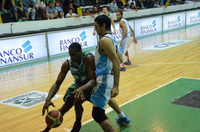 Pe�arol venci� a Gimnasia en un partidazo