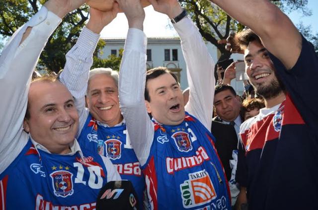 Quimsa festej� el t�tulo en Santiago con un recibimiento multitudinario