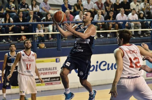 Comunicaciones y Uni�n pasaron la escoba