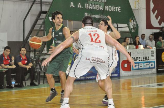 Con mayor�a de locales