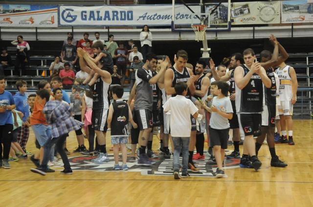 Estudiantes l�der en el Sur