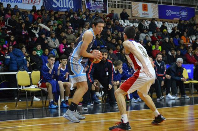 Leandro Alem festej� con sus campeones Argentinos