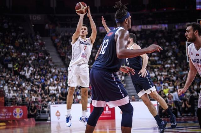 Y dios no los ayud�