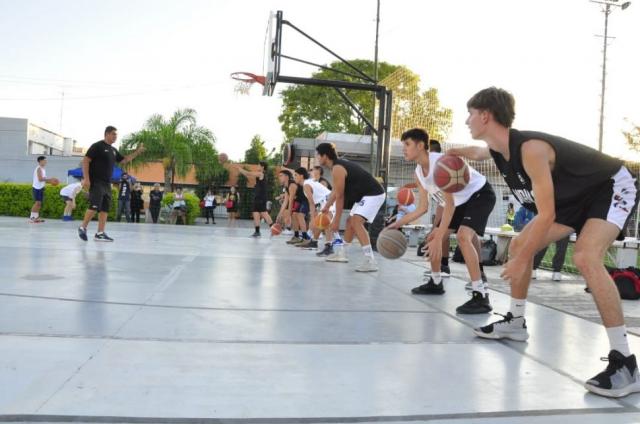 Comenz� con cupos agotados el campus del Negro