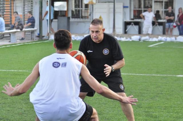 Comenz� con cupos agotados el campus del Negro