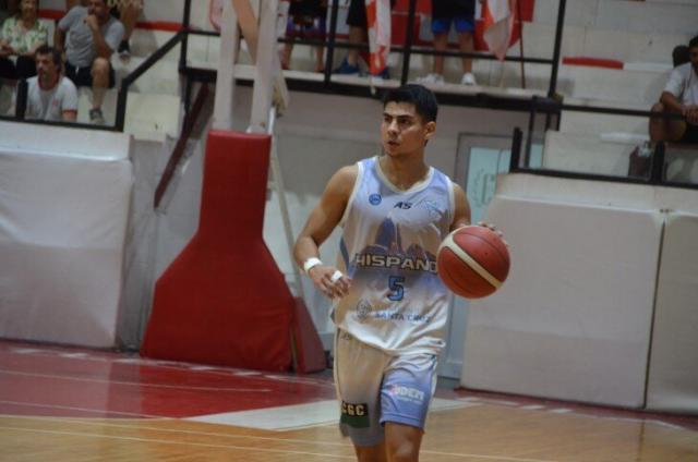 Sur A y B: Racing va por el uno, Pilar celebr� en casa