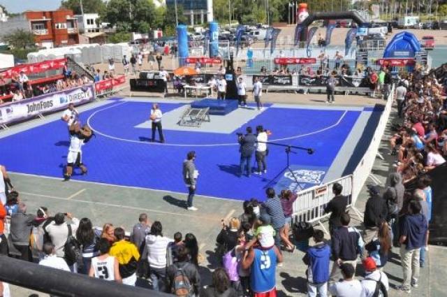 El clima ideal, 50 equipos y mucho b�squet en Tigre