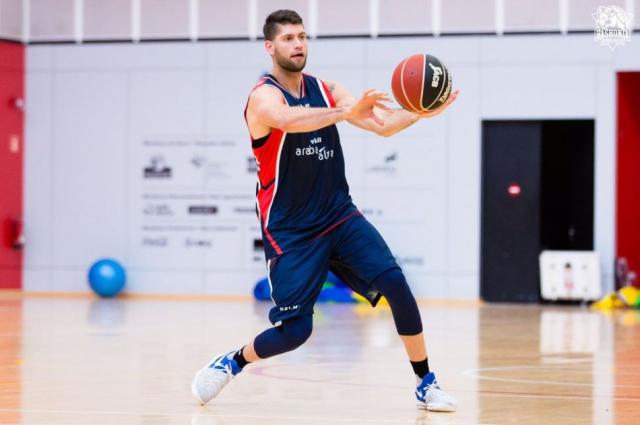 Garino: �Tengo muchas ganas de poder competir en lo m�s alto de b�squet europeo�