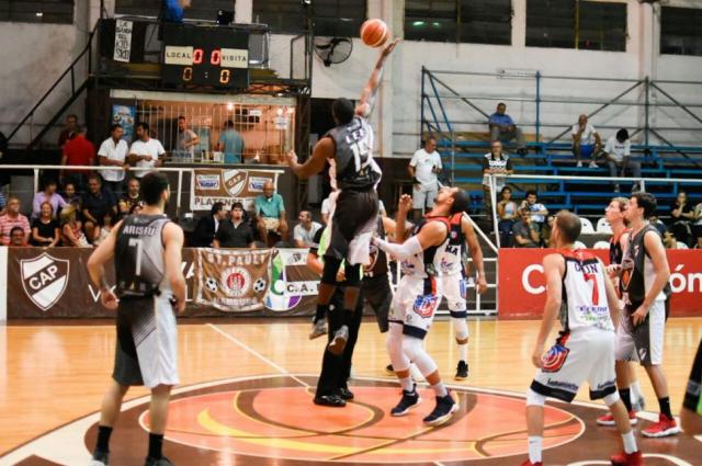 Apret� los dientes en casa