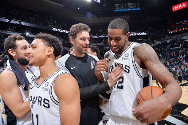 Spurs se llev� la marat�n del jueves