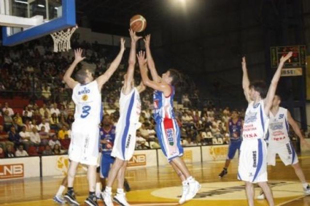 Quimsa ahuyent� los fantasmas