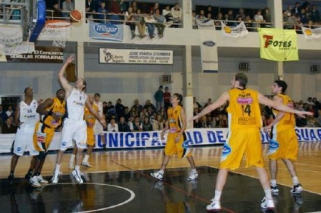 Bah�a Estudiantes venci� a Libertad