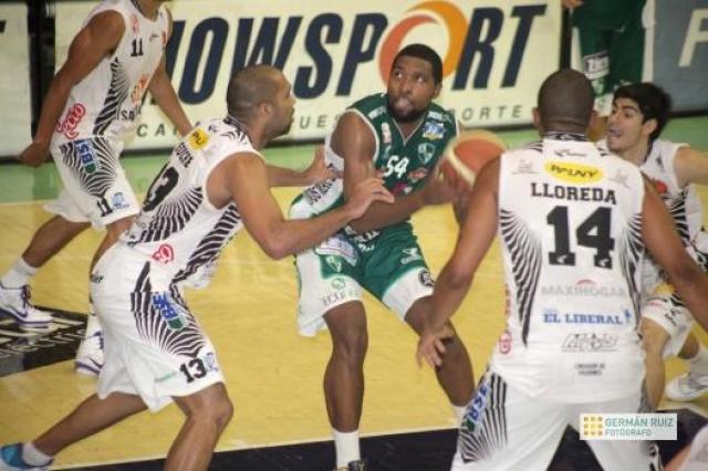 Atenas se reencontr� con la victoria