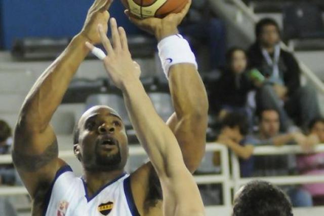 Ol�mpico le busca reemplazante a Ezugwu