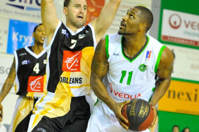 El pivote de Atenas ser� otro debutante