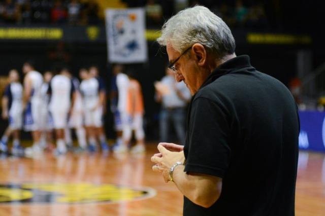 Se lo llev� sufriendo