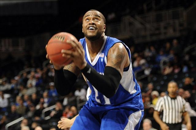 Argentino contrat� a Gene Teague