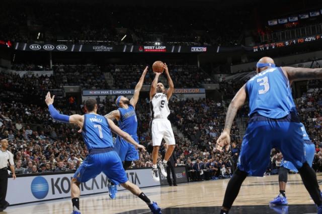 Gan� el cl�sico y sigue invicto de local