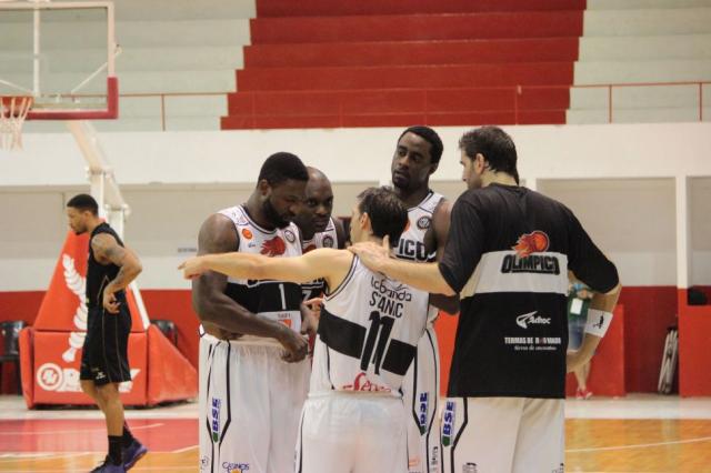 Cuando seis son m�s que dos