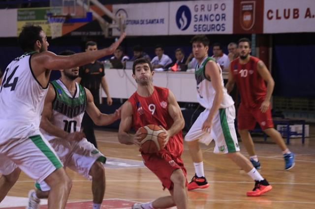 Uni�n tambi�n le gan� a Hind�