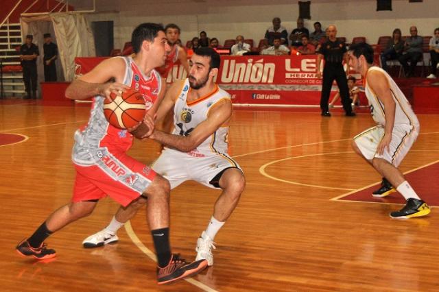 Comunicaciones, el �nico en invertir la local�a