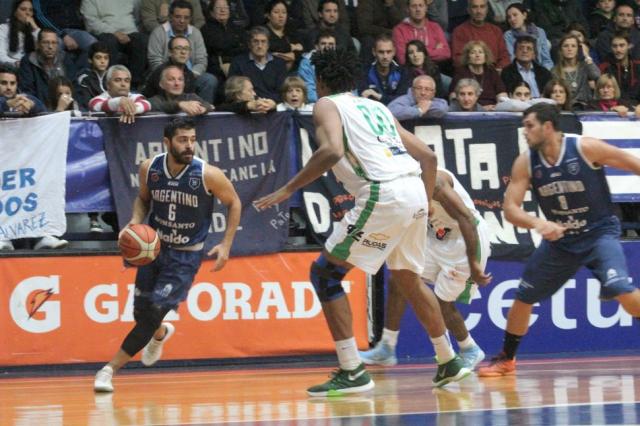 Escap�ndole al fuego