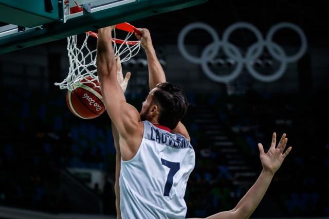 Francia peg� justo para sacarse de encima a China