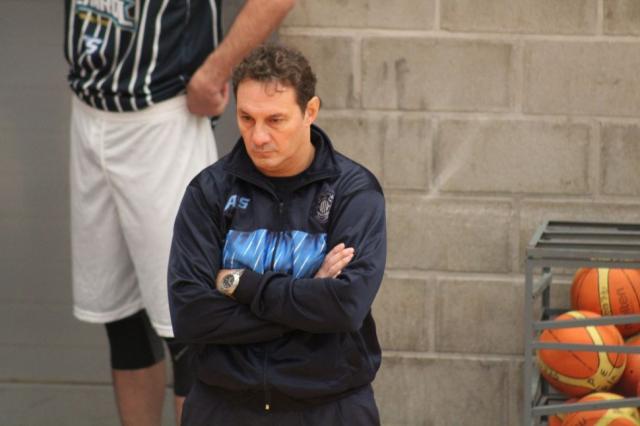 Lleg� Acu�a y se desgarr� Leo Guti�rrez