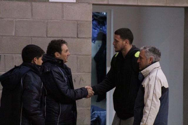 Pe�arol recibi� a sus tres extranjeros