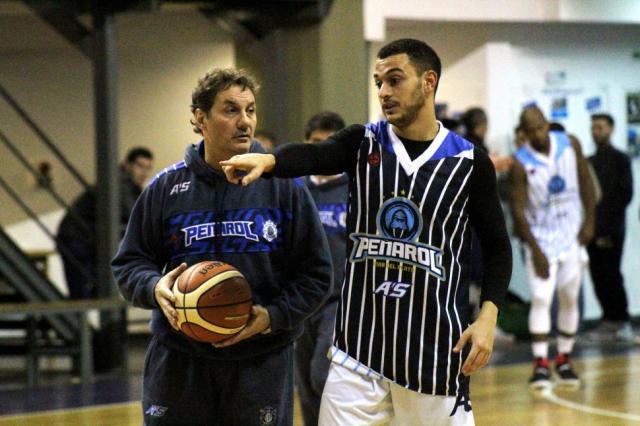 Nicol�s Zurschmitten: �Lo escucho para ir mejorando d�a a d�a�