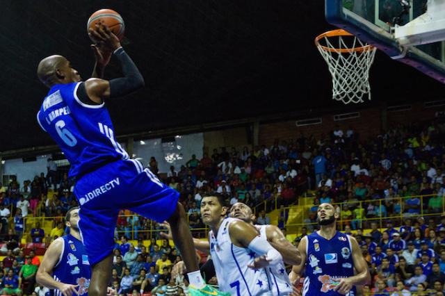 Quimsa contrat� a Aaron Harper