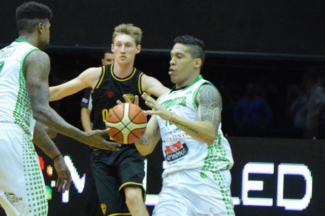 Slider: "Ten�amos que recuperar nuestro nivel en casa"