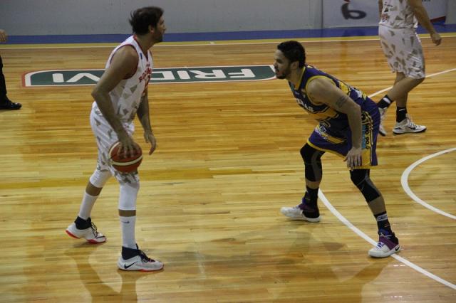 Atenas venci� a Rocamora y enfrentar� a Hurac�n