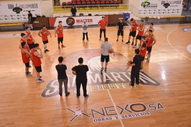 Empez� San Mart�n