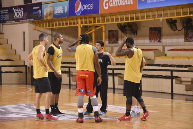 San Mart�n viaj� a Paraguay para jugar un amistoso