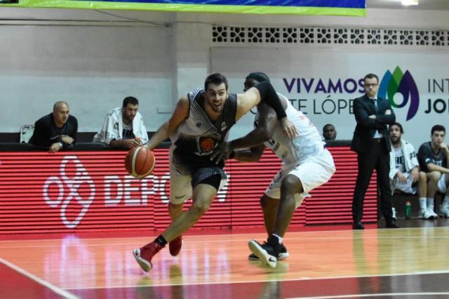 Retroceder nunca, rendirse jam�s