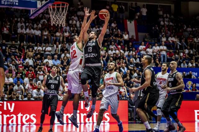 Nueva Zelanda y L�bano bien arriba