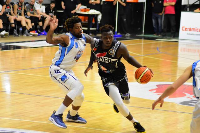 Triunfo de Ol�mpico en el primer amistoso