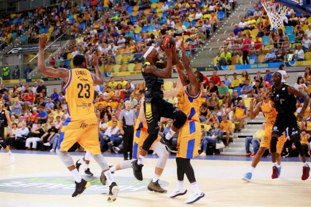 Brussino con otro cl�sico festejo